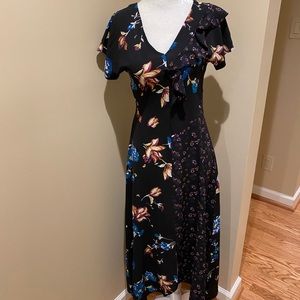 Funky v-neck maxi dress